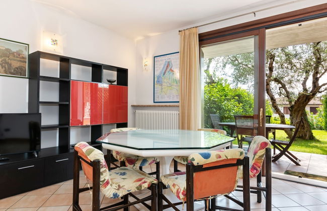 Holiday Home in Bardolino With Pool & Lake Views - Foto 26
