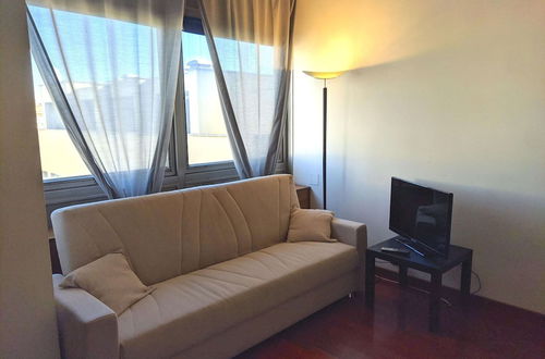 Photo 13 - Snug Apartment in Roma near San Giovanni Train Station