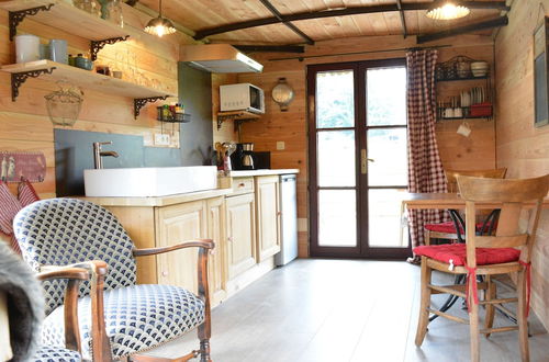 Photo 4 - Cozy Mobile Home in Vresse-sur-semois With Terrace