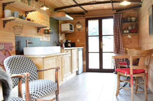 Photo 11 - Cozy Mobile Home in Vresse-sur-semois With Terrace