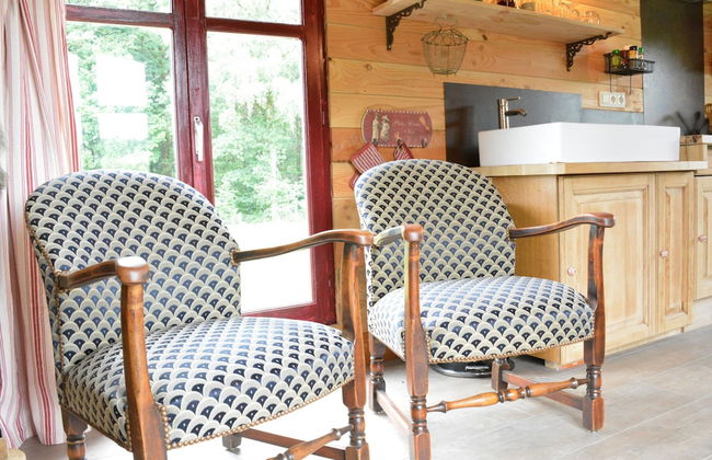 Cozy Mobile Home in Vresse-sur-semois With Terrace - Foto 7