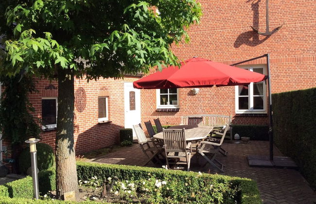 Spacious Villa in Neerpelt near Welvaart Marina - Photo 24