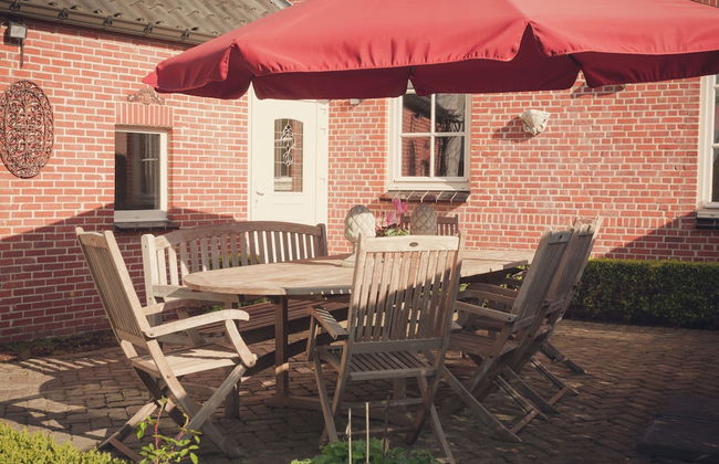 Spacious Villa in Neerpelt near Welvaart Marina - Photo 17