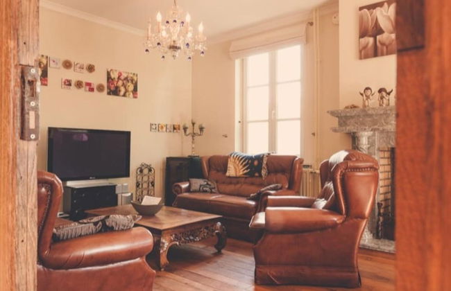 Spacious Villa in Neerpelt near Welvaart Marina - Photo 9