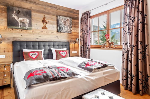 Foto 4 - Unique & Exclusively Furnished Chalet near Ski Lift