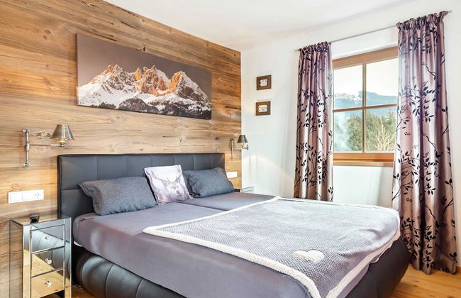 Unique & Exclusively Furnished Chalet near Ski Lift - Foto 6