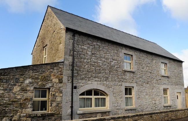 Sheephouse Country Courtyard - Photo 2