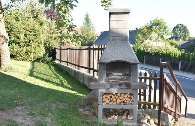 Authentic Holiday Home with Garden near Trutnov - Foto 19