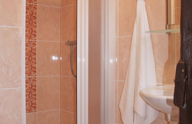 Authentic Holiday Home with Garden near Trutnov - Foto 14