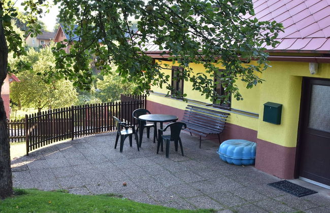 Authentic Holiday Home with Garden near Trutnov - Foto 22