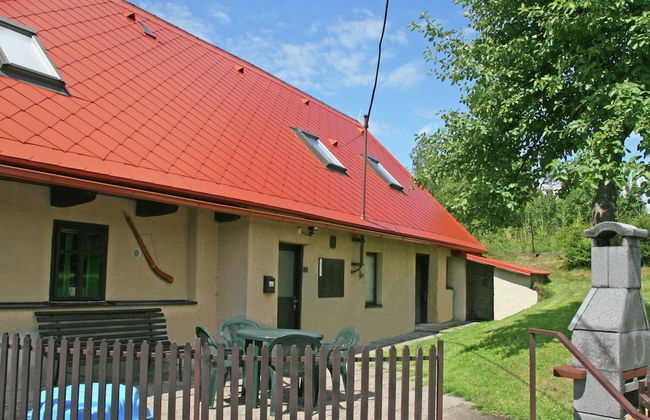 Authentic Holiday Home with Garden near Trutnov - Foto 13