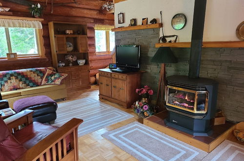 Photo 18 - 11SL - Wi-Fi - NO PETS Log Cabin - Sleeps 7