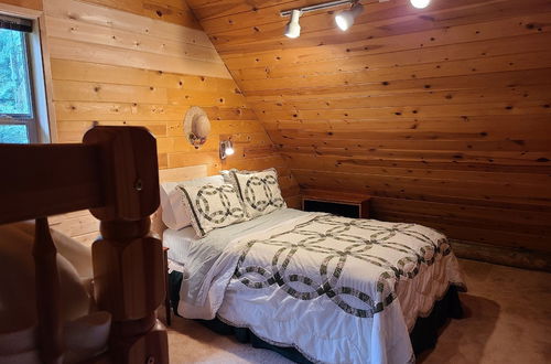 Photo 6 - 11SL - Wi-Fi - NO PETS Log Cabin - Sleeps 7