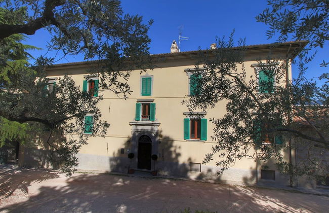 Stunning Farmhouse with Swimming Pool & Hot Tub in Umbria - Foto 30