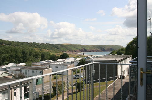 Photo 76 - Freshwater Bay Holiday Cottages