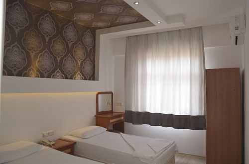 Photo 4 - Saray Apart Hotel