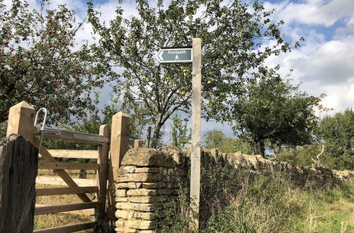 Photo 17 - Lovely Quiet Cottage in Kemerton