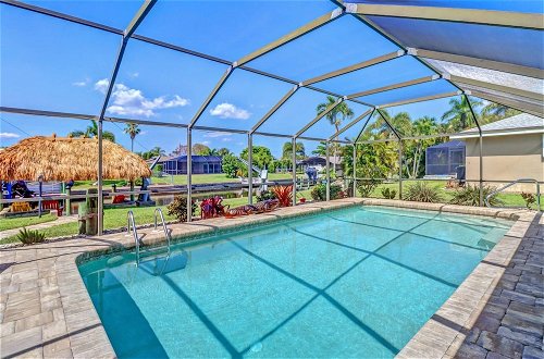 Foto 42 - SE Cape Coral Pool Home With Boat Dock