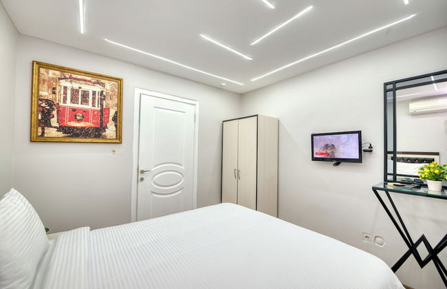 Bright Apart Hotel - Photo 65