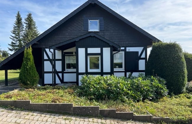 Detached Holiday Home in Sauerland near Winterberg with Terrace & Garden - Foto 26