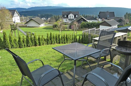 Foto 12 - Detached Holiday Home in Sauerland near Winterberg with Terrace & Garden