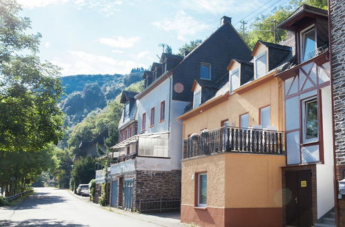 Photo 23 - Spacious Holiday Home in Briedel Near River Mosel