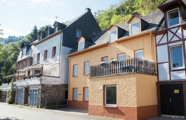 Spacious Holiday Home in Briedel Near River Mosel - Photo 25