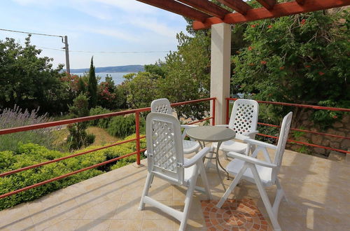 Foto 1 - Fantastic Holiday Home With Amazing Garden, Private Pool, Directly on the Beach