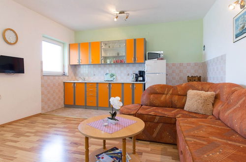 Photo 6 - Superb Apartment in Senj Lika - Karlovac With Private Pool