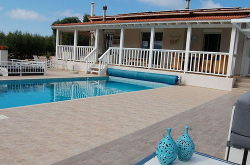 Foto 1 - Beautiful Villa Near Sea in Epano Sisi