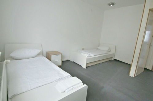 Photo 3 - Apartments Remscheid 4