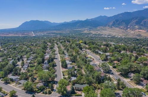 Photo 46 - 4BR Dog-friendly Minutes to Garden of the Gods