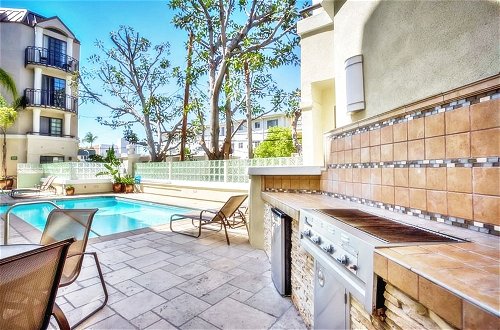 Foto 33 - Luxury Suites - Heart of Beverly Hills