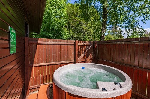 Photo 14 - Bluebell Lodge 2 with Hot Tub
