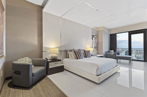 Photo 36 - StripViewSuites at Palms Place Penthouses