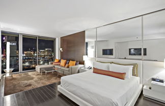 Photo 3 - StripViewSuites at Palms Place