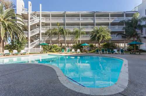 Photo 27 - Casa Del Mar Beachfront Suites