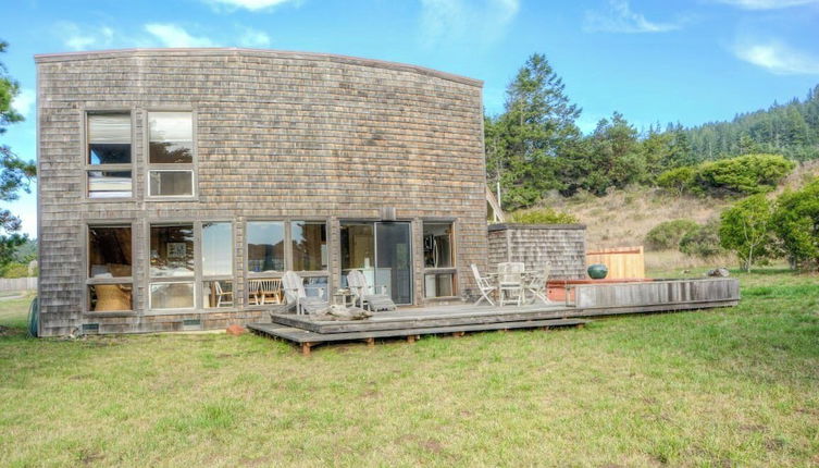 Photo 1 - Sibley Beautiful Ocean Views & Hot Tub