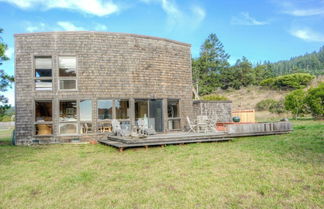 Photo 1 - Sibley Beautiful Ocean Views & Hot Tub