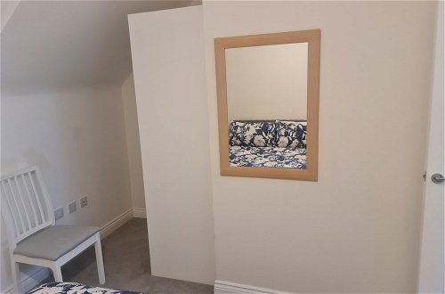 Photo 9 - Stunning 3-bed House in Wolverhampton