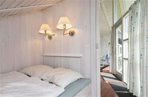 Foto 5 - Quaint Holiday Home in Strøby near Beach