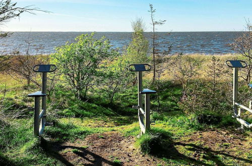 Photo 18 - Cozy Holiday Home in Hemmet near Sea