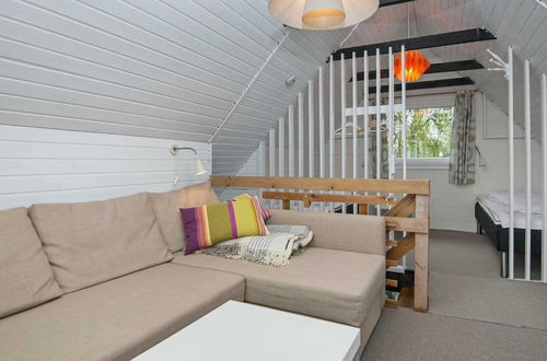 Photo 9 - Cozy Holiday Home in Hemmet near Sea