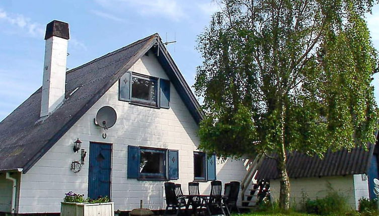 Photo 1 - Cozy Holiday Home in Hemmet near Sea