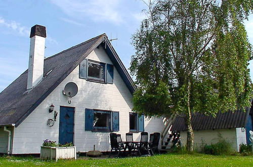 Photo 1 - Cozy Holiday Home in Hemmet near Sea