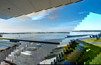 Foto 1 - Modern Apartment With Balcony