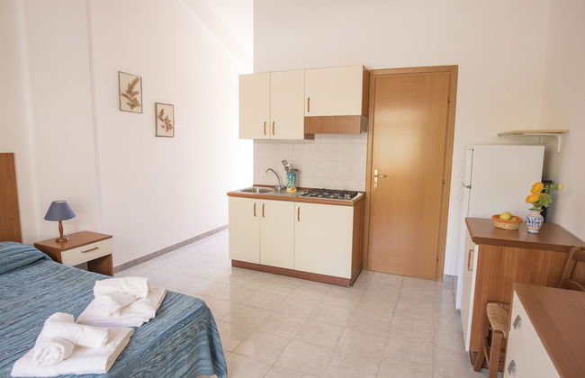 Studio 200 Meters From the Sea, Wifi, Self Catering - Foto 3