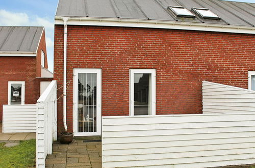 Foto 20 - 6 Person Holiday Home in Romo