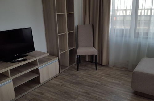 Photo 2 - Chic Sea View Apartment Mamaia