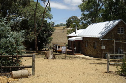 Photo 23 - 1860 Wine Country Cottages